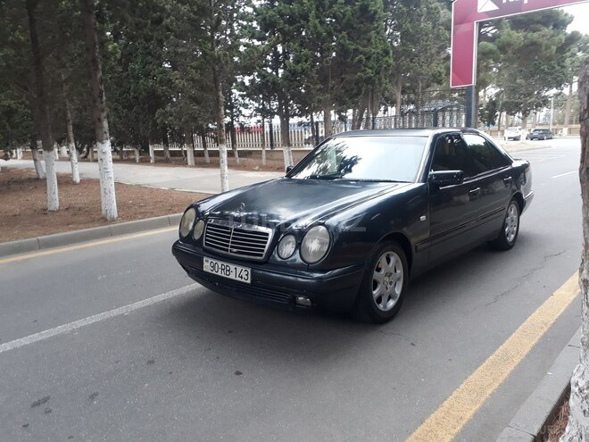 Mercedes E 200 1997, 258,000 km - 2.0 л - Sumqayıt