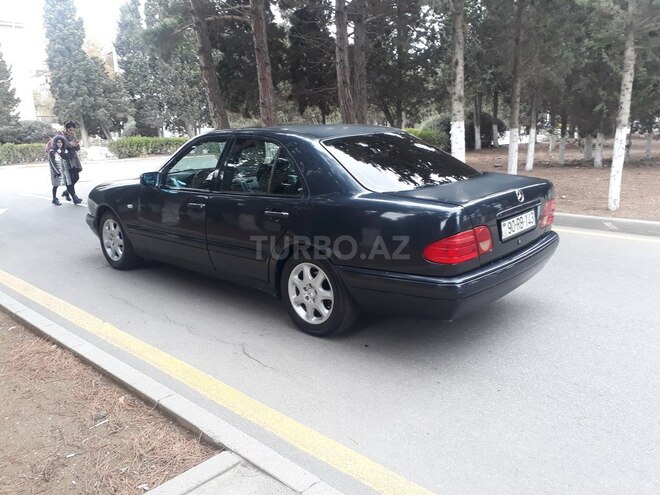 Mercedes E 200 1997, 258,000 km - 2.0 л - Sumqayıt