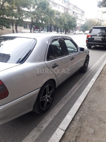 Mercedes C 220 1993, 390,000 km - 2.2 l - Bakı