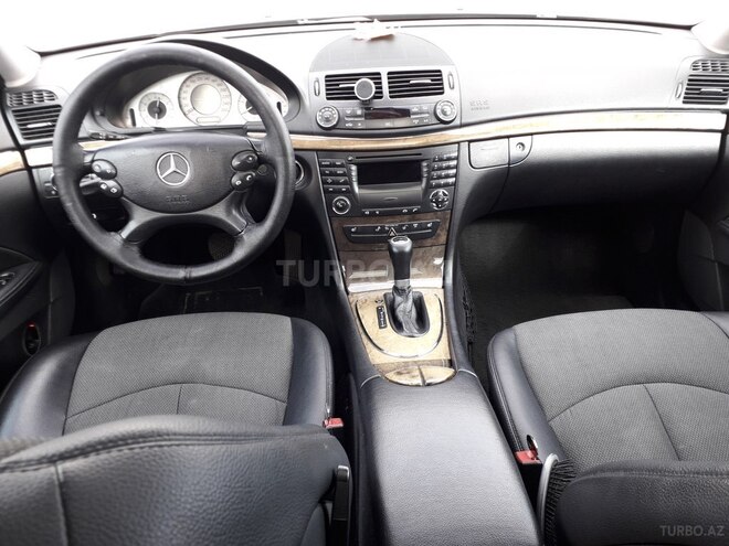 Mercedes E 220 2006, 301,000 km - 2.2 l - Bakı