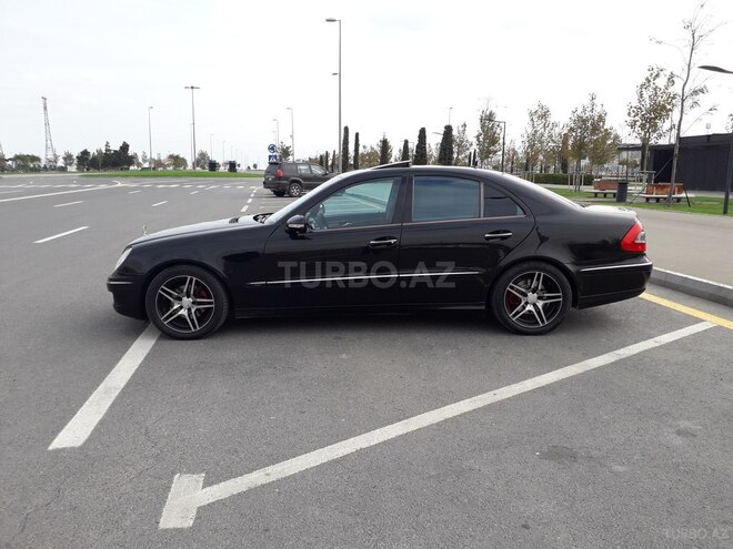 Mercedes E 220 2006, 301,000 km - 2.2 l - Bakı