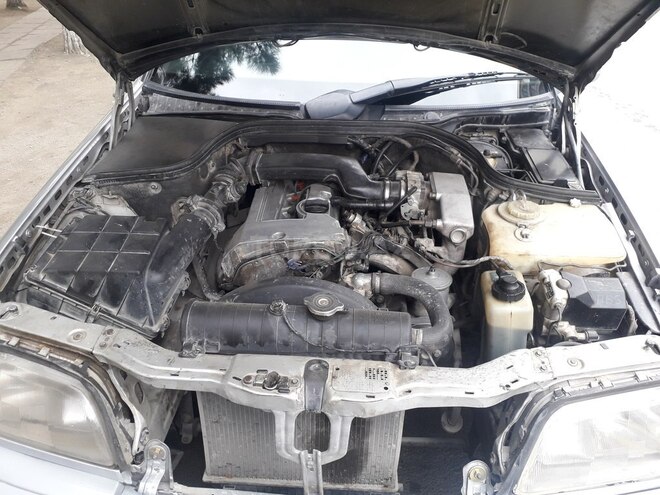 Mercedes C 220 1993, 390,000 km - 2.2 l - Bakı