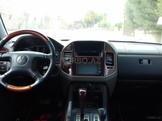 Mitsubishi Pajero 2004, 193,000 km - 3.0 l - Bakı