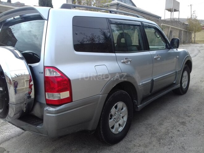 Mitsubishi Pajero 2004, 193,000 km - 3.0 l - Bakı