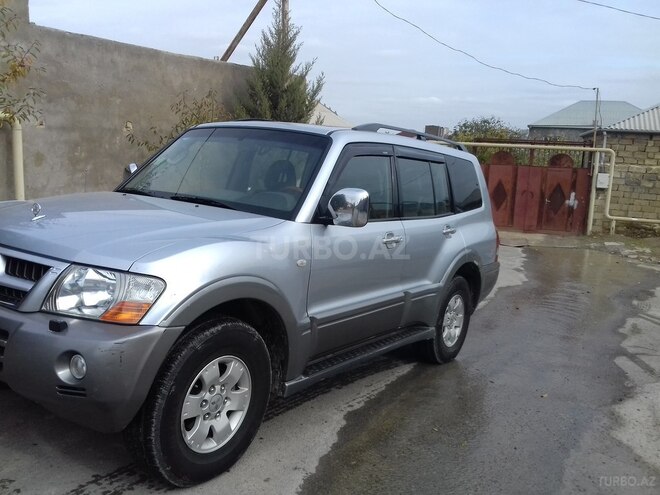 Mitsubishi Pajero 2004, 193,000 km - 3.0 l - Bakı