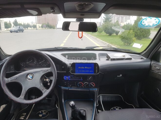 BMW 520 1988, 325,120 km - 2.0 l - Bakı
