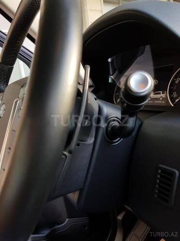 Land Rover Discovery 2015, 3,562,320 km - 3.0 л - Bakı
