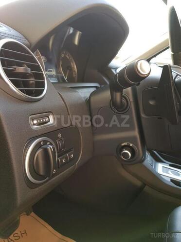 Land Rover Discovery 2015, 3,562,320 km - 3.0 л - Bakı