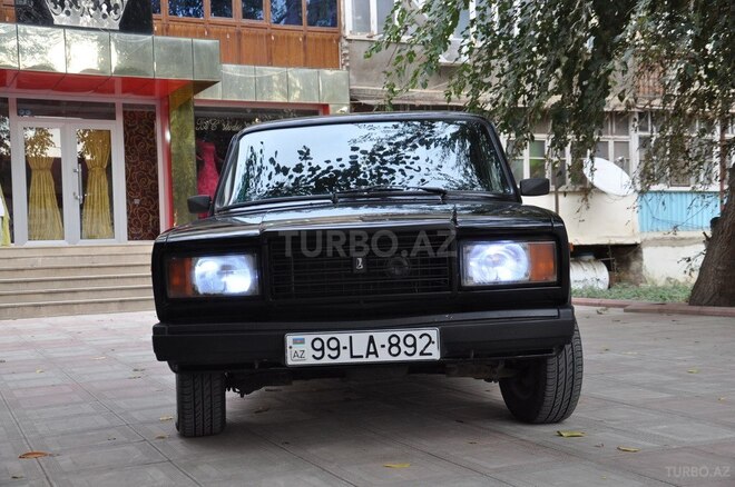 LADA (VAZ) 2107 2010, 23,623 km - 1.6 л - Şirvan