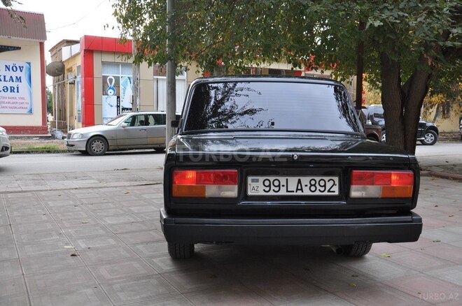 LADA (VAZ) 2107 2010, 23,623 km - 1.6 л - Şirvan