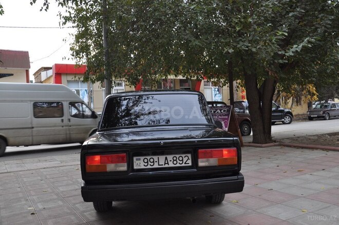 LADA (VAZ) 2107 2010, 23,623 km - 1.6 л - Şirvan