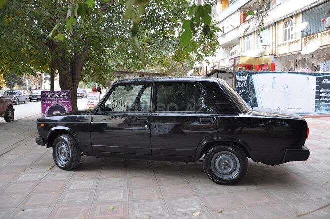 LADA (VAZ) 2107 2010, 23,623 km - 1.6 л - Şirvan