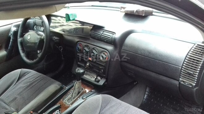 Opel Omega 1997, 24,875 km - 2.0 l - Bakı