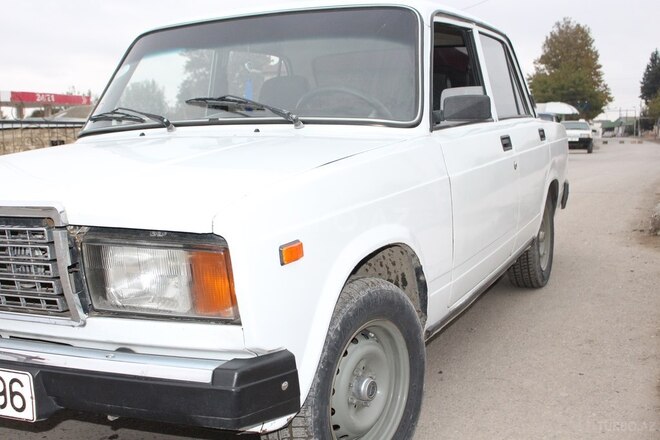 LADA (VAZ) 2107 2009, 150,000 km - 1.6 л - Samux