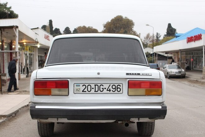 LADA (VAZ) 2107 2009, 150,000 km - 1.6 л - Samux