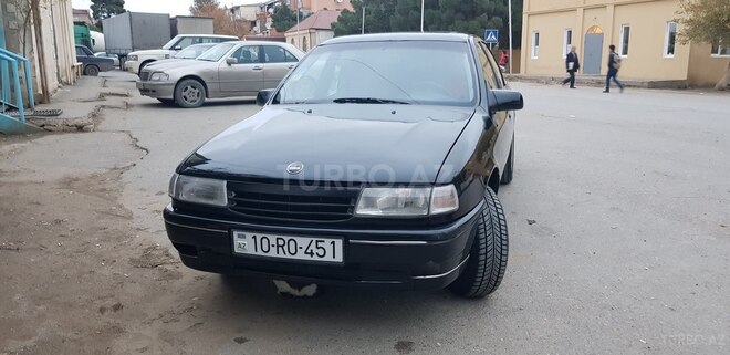 Opel Vectra 1991, 247,000 km - 1.5 l - Bakı