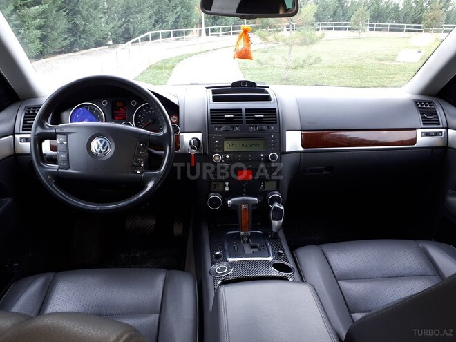 Volkswagen Touareg 2003, 204,234 km - 3.2 l - Ağdam