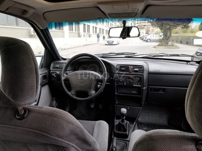 Opel Vectra 1995, 265,352 km - 1.8 l - Bakı
