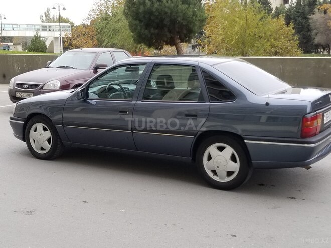Opel Vectra 1995, 265,352 km - 1.8 l - Bakı