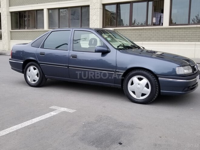 Opel Vectra 1995, 265,352 km - 1.8 l - Bakı