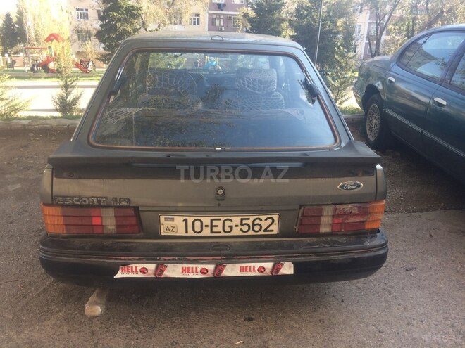 Ford Escort 1984, 350,000 km - 1.6 л - Bakı