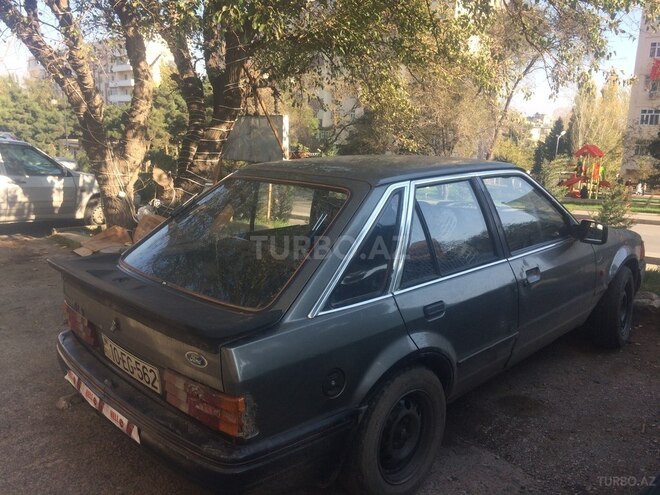 Ford Escort 1984, 350,000 km - 1.6 л - Bakı