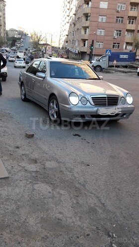 Mercedes E 320 2000, 256,000 km - 3.2 l - Bakı