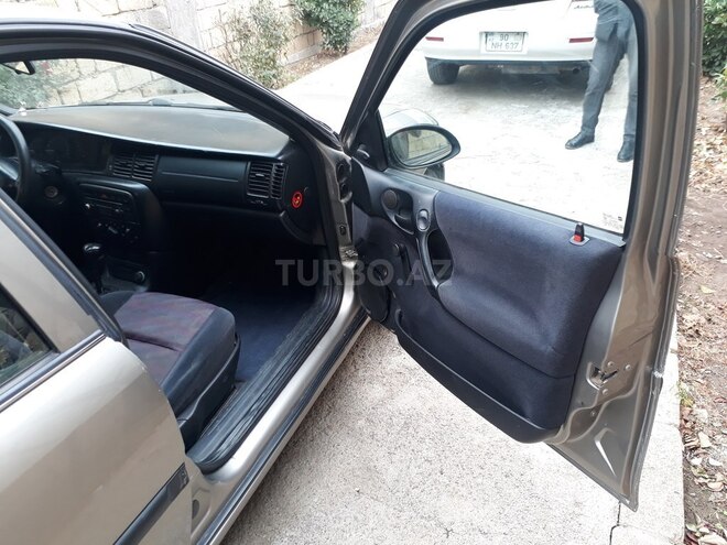 Opel Vectra 1996, 278,000 km - 1.8 l - Bakı