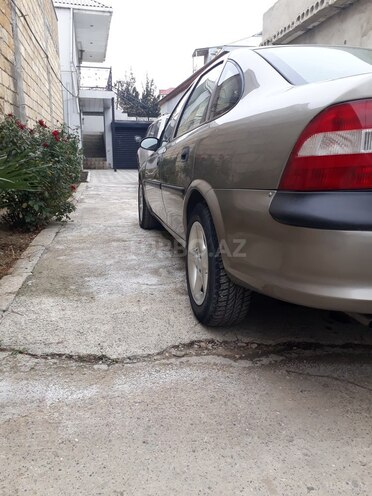 Opel Vectra 1996, 278,000 km - 1.8 l - Bakı