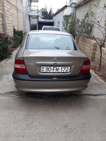 Opel Vectra 1996, 278,000 km - 1.8 l - Bakı