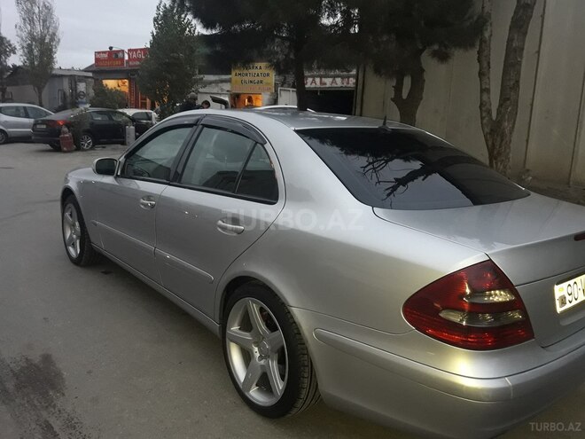 Mercedes E 220 2004, 170,000 km - 2.2 л - Bakı
