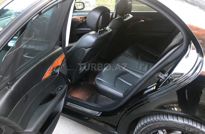 Mercedes E 350 2009, 263,000 km - 3.3 l - Mingəçevir