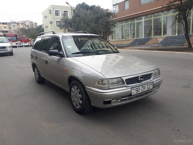 Opel Astra 1997, 235,000 km - 1.6 l - Bakı