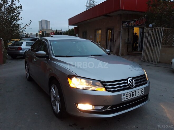 Volkswagen Passat 2014, 32,000 km - 1.8 l - Bakı