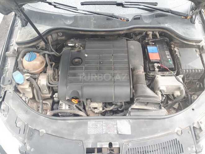 Volkswagen Passat 2006, 278,000 km - 2.0 л - Bakı