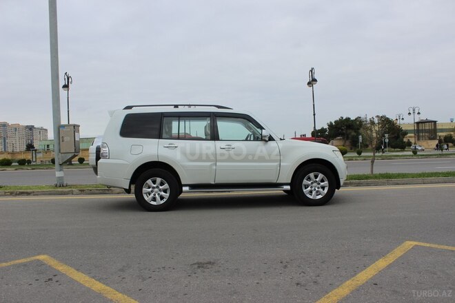 Mitsubishi Pajero 2007, 165,000 km - 3.0 l - Bakı