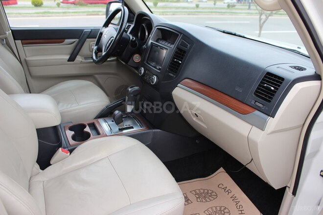 Mitsubishi Pajero 2007, 165,000 km - 3.0 l - Bakı