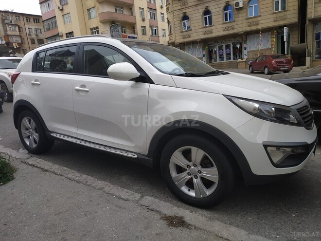 Kia Sportage 2011, 122,000 km - 2.0 l - Bakı