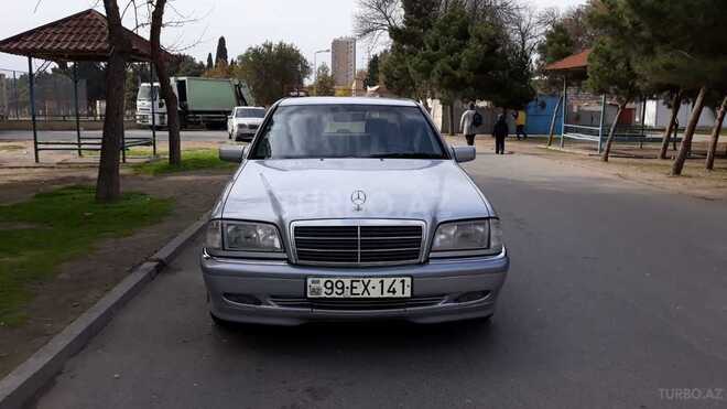 Mercedes C 200 2000, 198,000 km - 2.0 l - Bakı