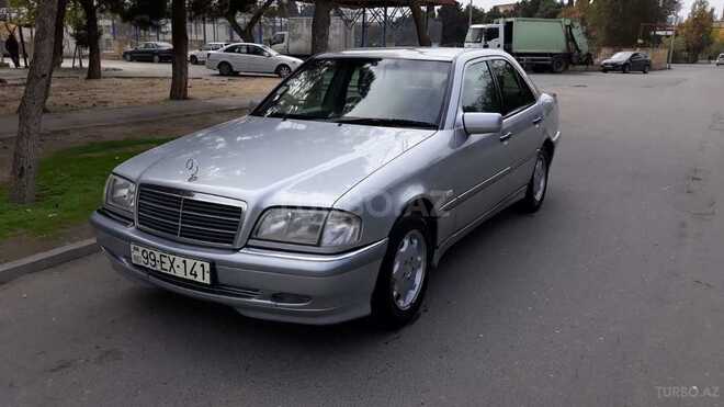 Mercedes C 200 2000, 198,000 km - 2.0 l - Bakı