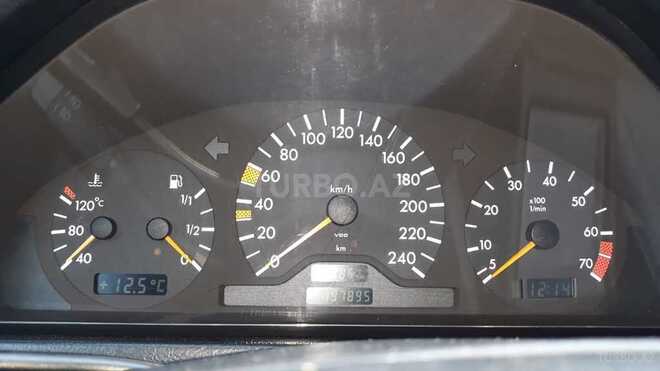 Mercedes C 200 2000, 198,000 km - 2.0 l - Bakı
