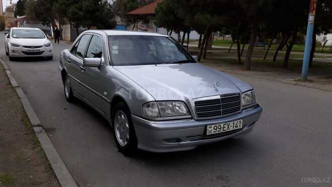 Mercedes C 200 2000, 198,000 km - 2.0 l - Bakı