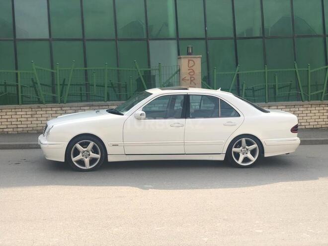 Mercedes E 240 2000, 267,000 km - 2.4 л - Bakı
