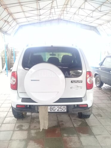 Chevrolet Niva 2012, 95,000 km - 1.6 l - Şirvan