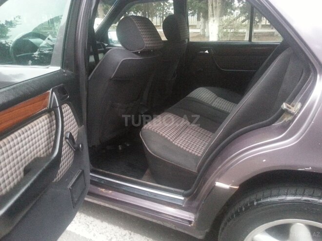 Mercedes E 200 1993, 369,741 km - 2.0 l - Sumqayıt