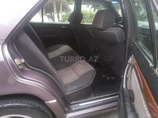 Mercedes E 200 1993, 369,741 km - 2.0 l - Sumqayıt