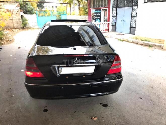 Mercedes E 240 2003, 232,545 km - 2.6 l - Bakı