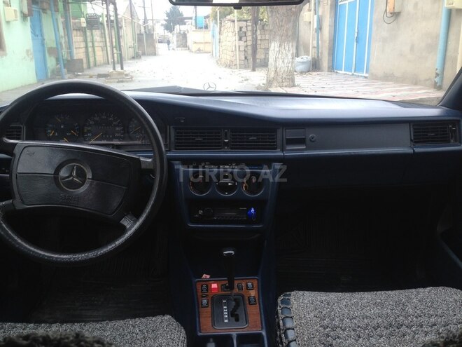 Mercedes 190 1992, 225,500 km - 2.0 l - Bakı