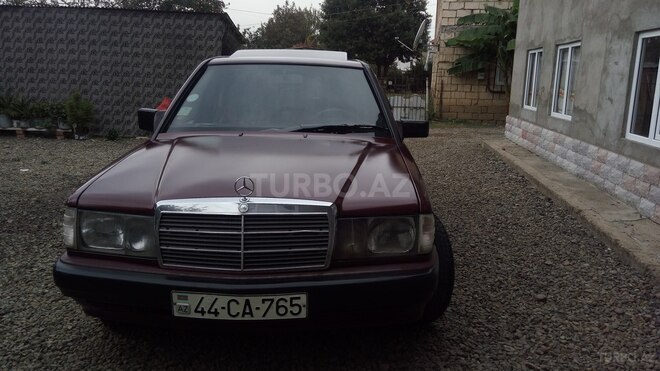 Mercedes 190 1990, 246,900 km - 1.8 l - Masallı