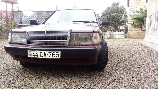 Mercedes 190 1990, 246,900 km - 1.8 l - Masallı